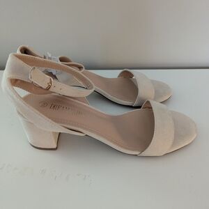 Dream Pairs Cream Chunky Heel Sandals